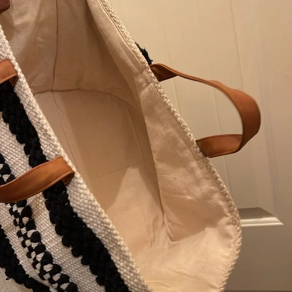 Hope please check all picture of condition - Picture 14 of 17